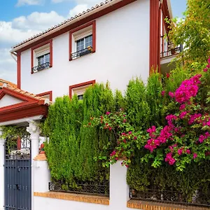 Casa La Fontana - Hostatel Granada